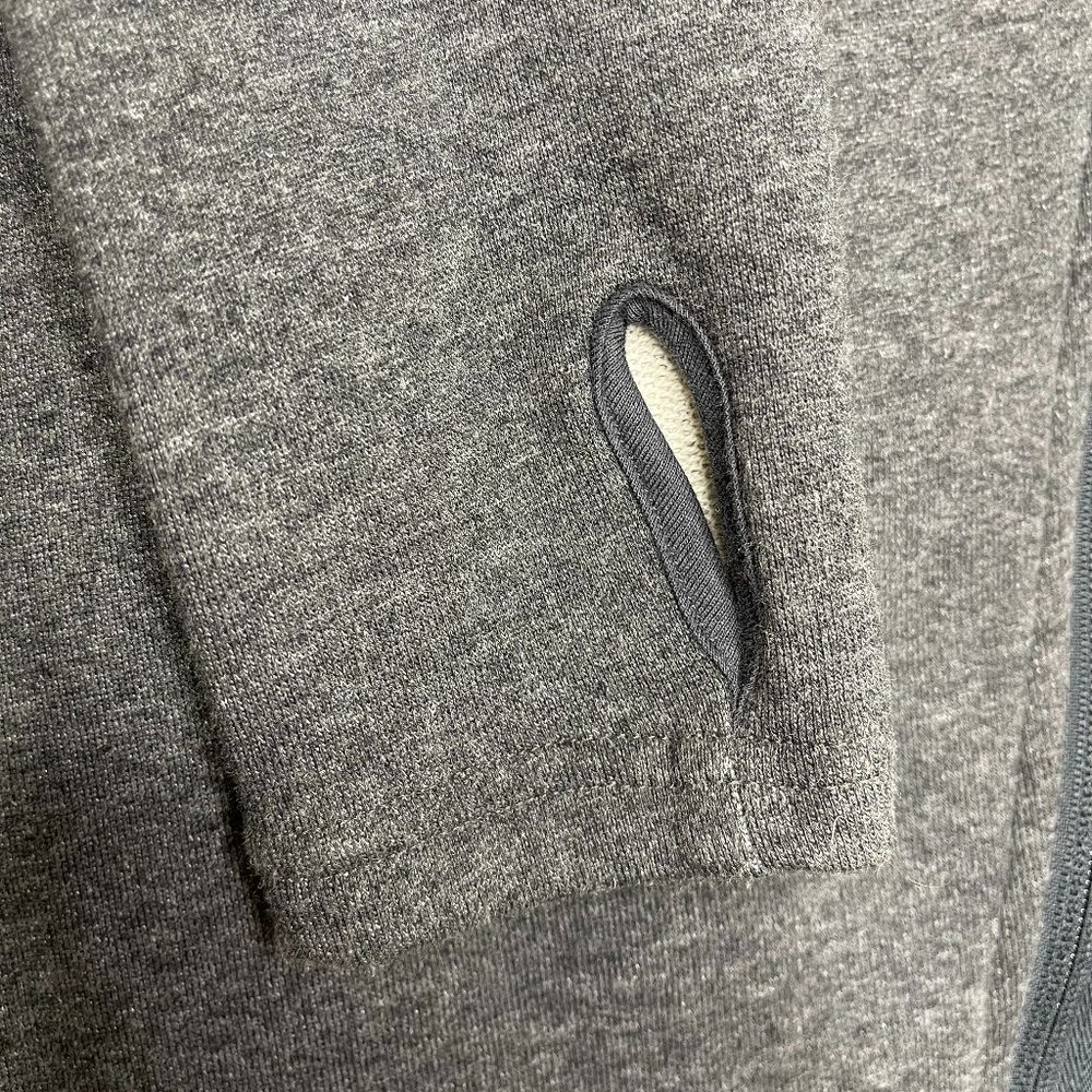 UNDERARMOUR Grey Exercise Jacket - Picture 2 of 2